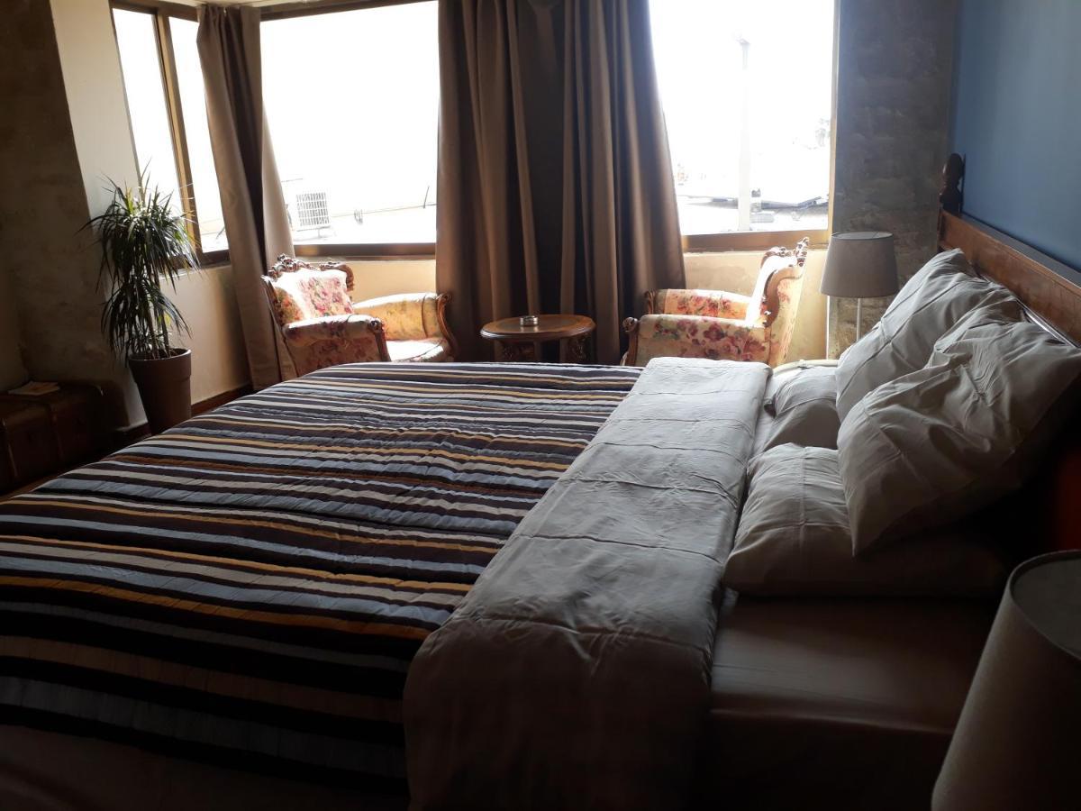 Karavella Vintage Apartment Paphos ภายนอก รูปภาพ