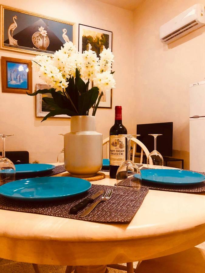 Karavella Vintage Apartment Paphos ภายนอก รูปภาพ