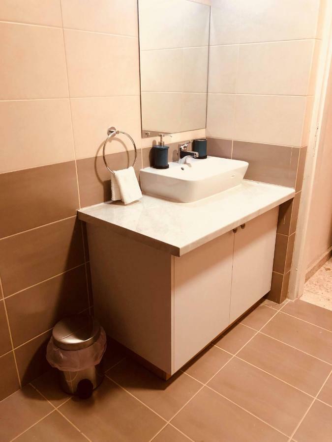 Karavella Vintage Apartment Paphos ภายนอก รูปภาพ