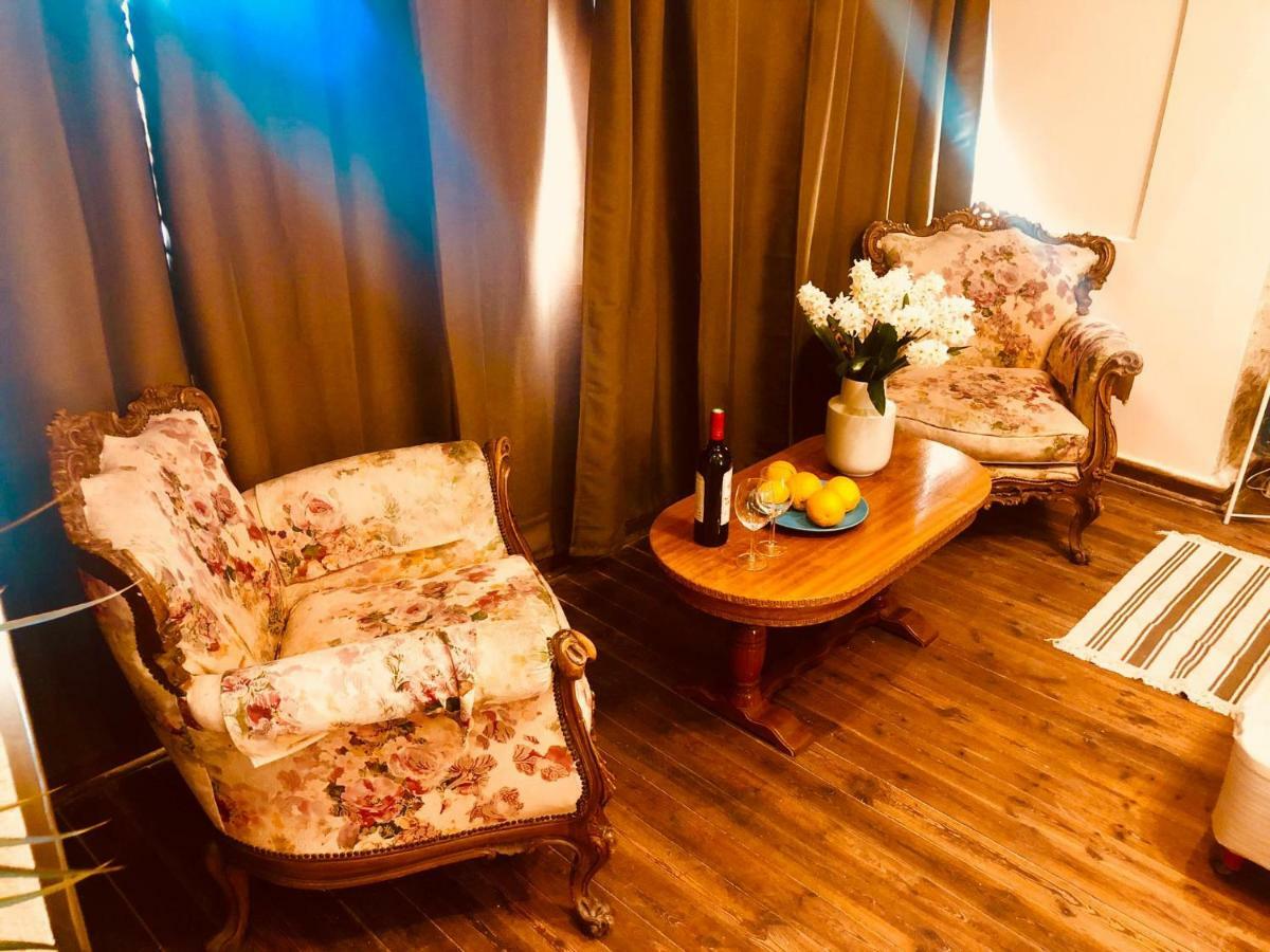 Karavella Vintage Apartment Paphos ภายนอก รูปภาพ